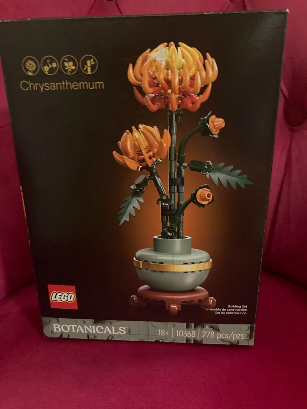 NIB LEGO Icons Chrysanthemum Flower Decor Set #10368
